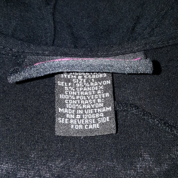 ➕Fun and Flirty Torrid Black & Gray Ruffle Tank - Picture 5 of 5